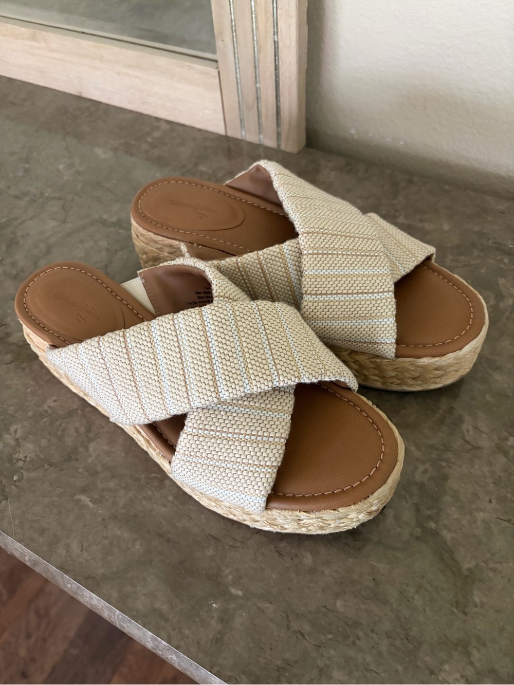 Universal Thread Cream Woven Crisscross Striped Platform Sandals